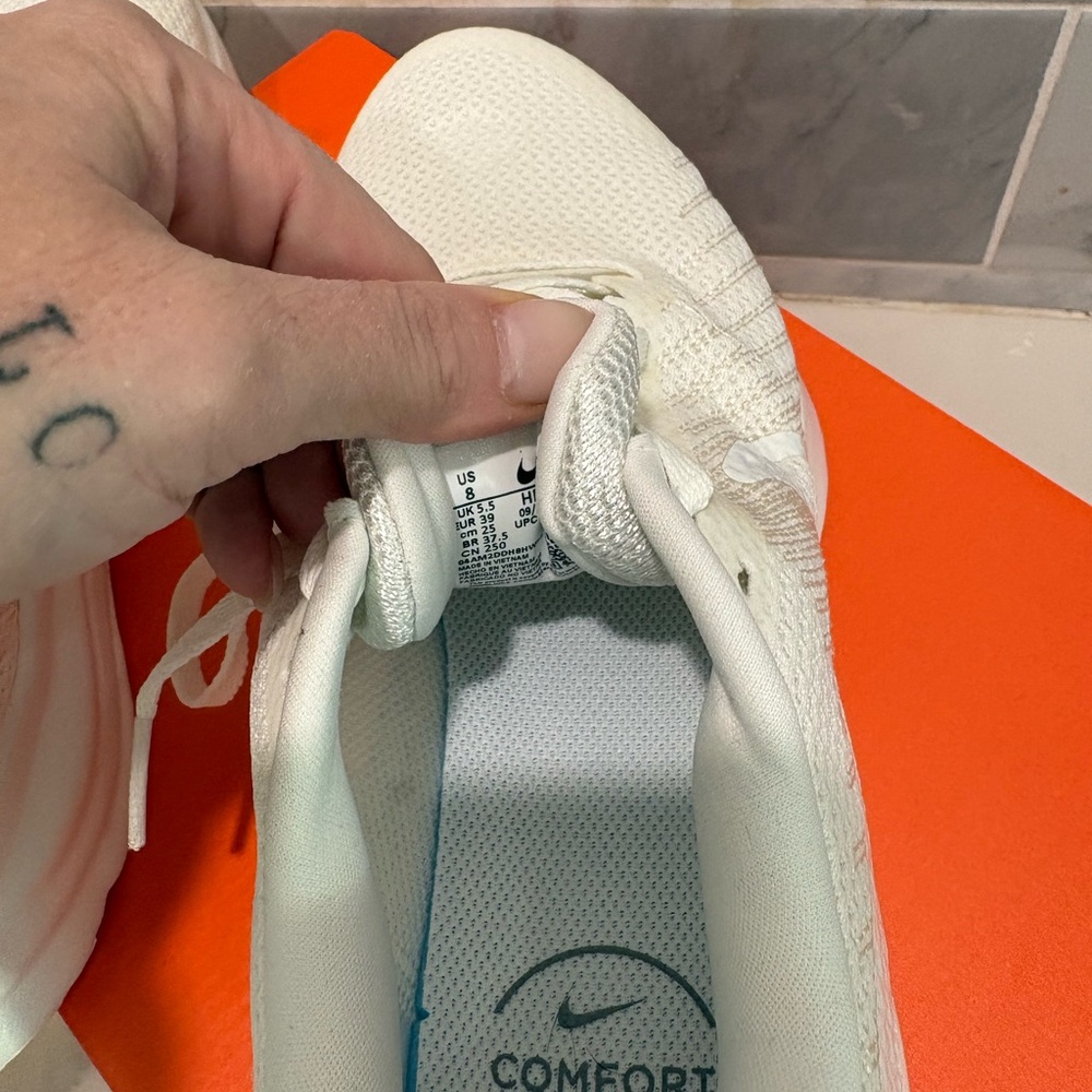 Nike Run Defy Women’s running sneakers - Picture 4 of 5